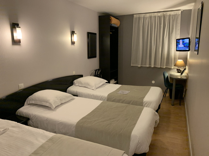 Bedroom 10