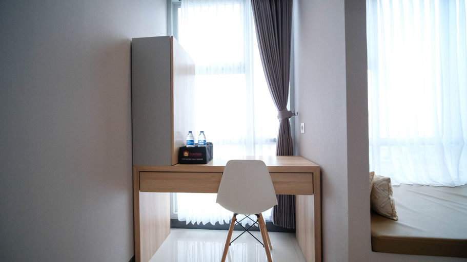 Interior, Simple And Cozy Studio At Benson Supermall Mansion Apartment, Surabaya