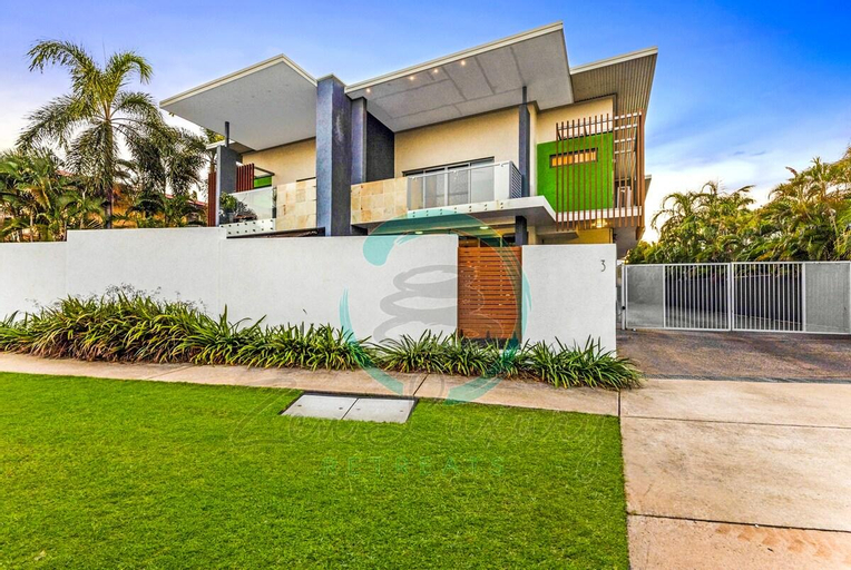 Exterior & Views 1, ZEN ARCTIC Luxury 2-Story T/House + Pool & Markets, Fannie Bay