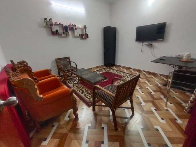 Public Area 3, KHAJURAHO GLORY HOME STAY, Chhatarpur