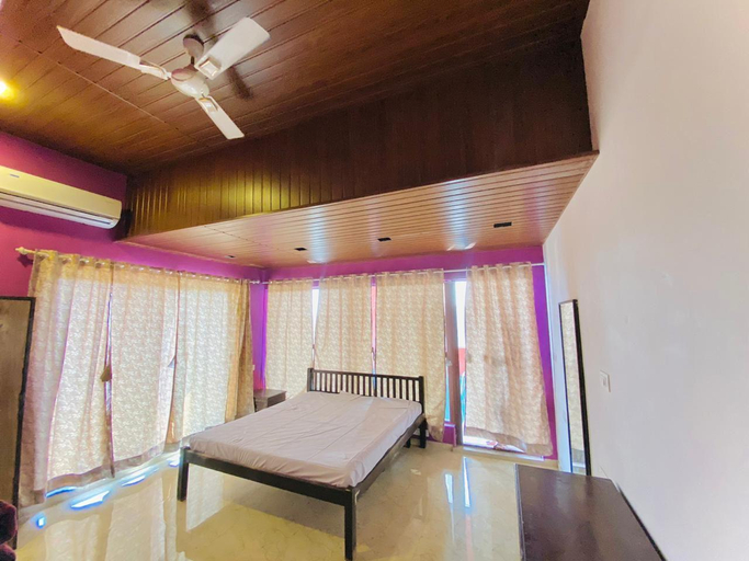 Others 5, The party houses , Mumbai Suburban