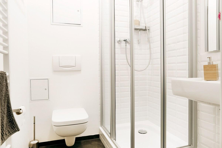 Bathroom 3, Hide in Berlin in Prenzlauer Berg, Berlin