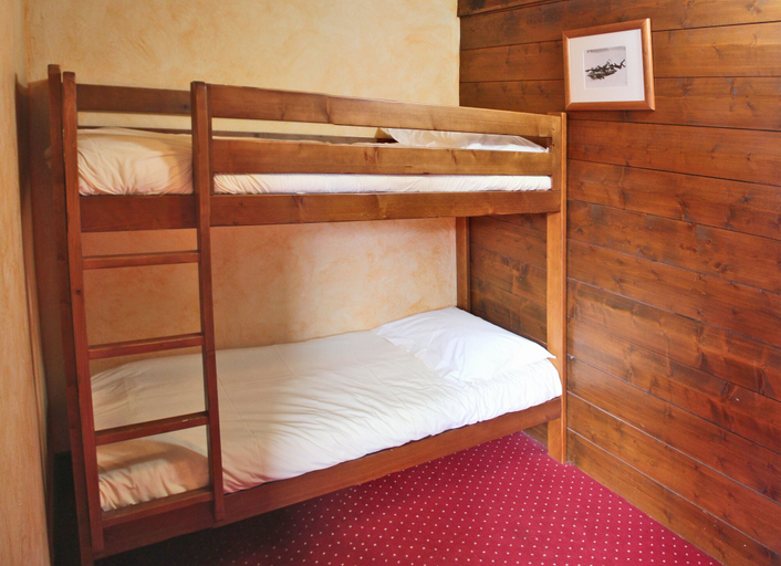 Bedroom 3, Hotel Mont Vallon Meribel, Savoie