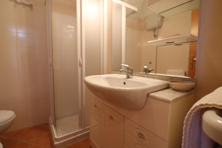 Bathroom 4, Lovely Rossana house in the centre of Otranto, Lecce