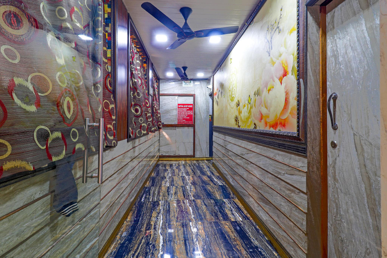 Public Area, Capital Guest House , Mumbai City