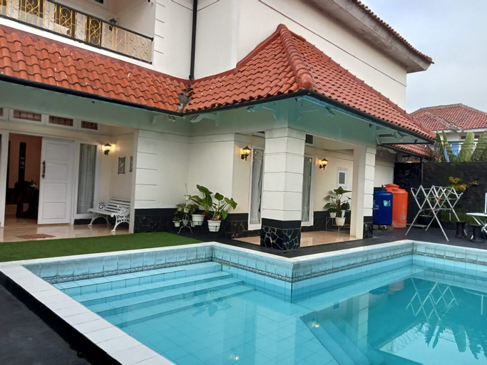 Sport & Beauty 5, The Happy Villa DD4-46A, Cianjur