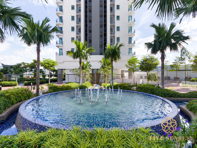 Exterior & Views 1, Serviced Apartment with 360 Sky Bridge #DLX, Ampang