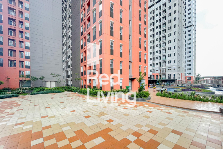 RedLiving Apartemen Transpark Juanda - TPJ Rooms Tower Jade with Netflix, Bekasi
