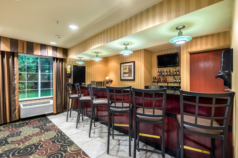 Others 4, Cobblestone Inn & Suites - Vinton, IA, Benton