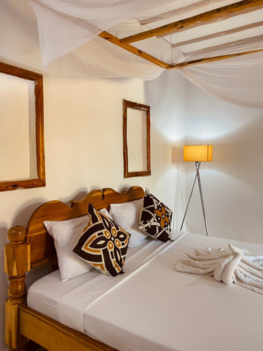 Bedroom 3, Zanzllywood Uroa Beach Apartments, Kati