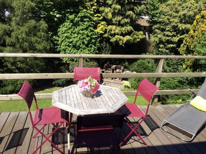 Exterior & Views, Fleurs des champs 1, Namur