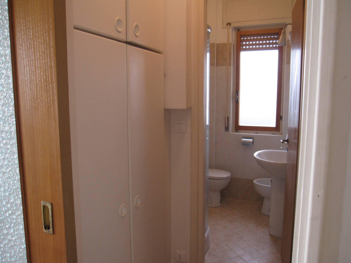 Bathroom 3, Appartamento Vista Mare Per 4 Persone - Airco - Tv, Gorizia
