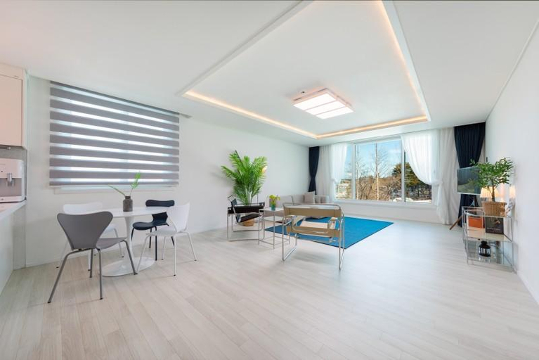 2, Sokcho Finally Pension, Goseong