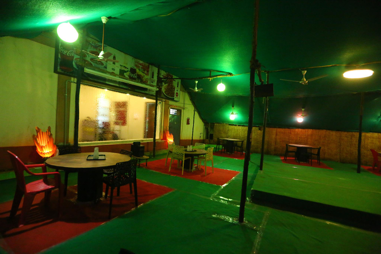 Food & Drinks 4, Le Apex, Viluppuram