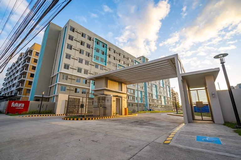 Lovely 2 bedroom condo with pool access and gym , Davao City