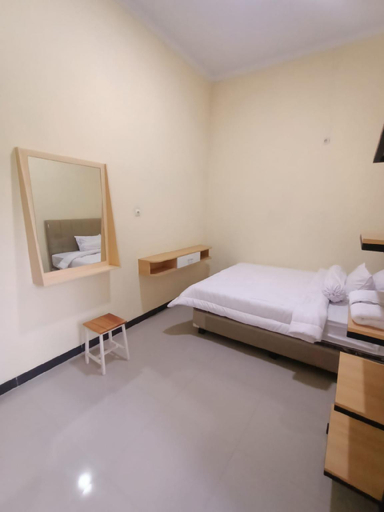 Bedroom 2, Anugrah Homestay, Cirebon