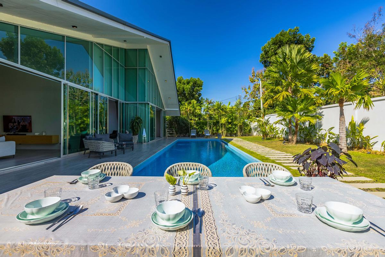 Sport & Beauty 2, Large Private Pool Villa with 7 Bedrooms (7B), Hua Hin