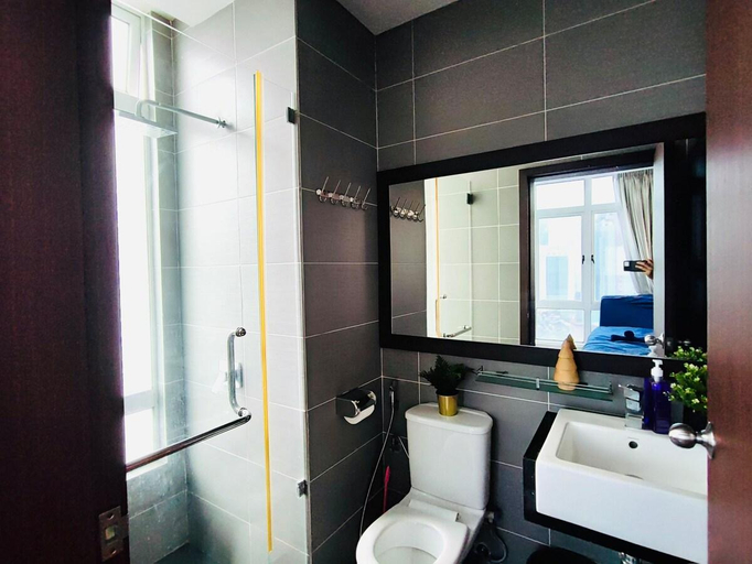 Bathroom 3, KSL D'Esplanade Luxury High Floor view 6-10pax, Johor Bahru