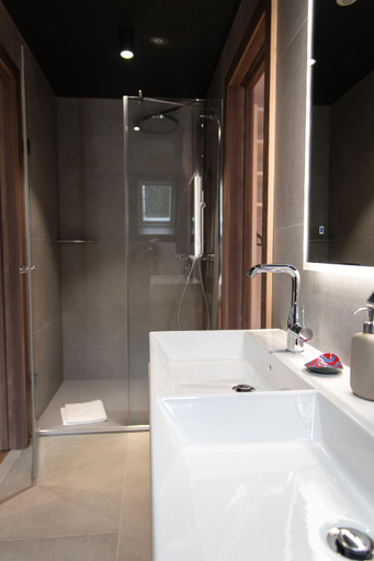 Bathroom 3, Terre de Sapins, Haut-Rhin