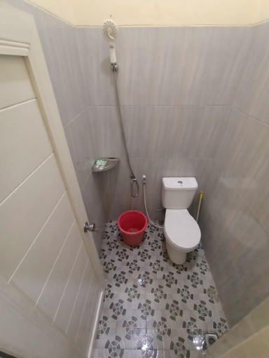 Bathroom 3, Anugrah Homestay, Cirebon
