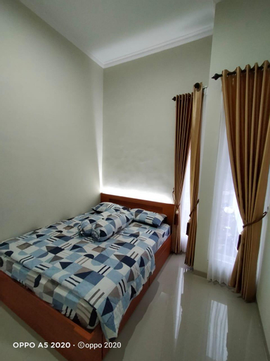 Bedroom 4, Villa Emerald Batu - Cozy and Comfy, Malang
