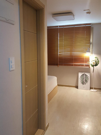 Full Option Studio 2: 10 minutes from Sadang Station, entire one-room, long-term stay, Dongjak