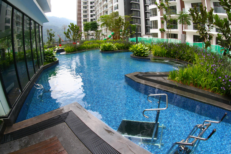 Sport & Beauty 2, NICE Cozy Home @ Midhills Genting( FREE WIFI)), Genting Highlands