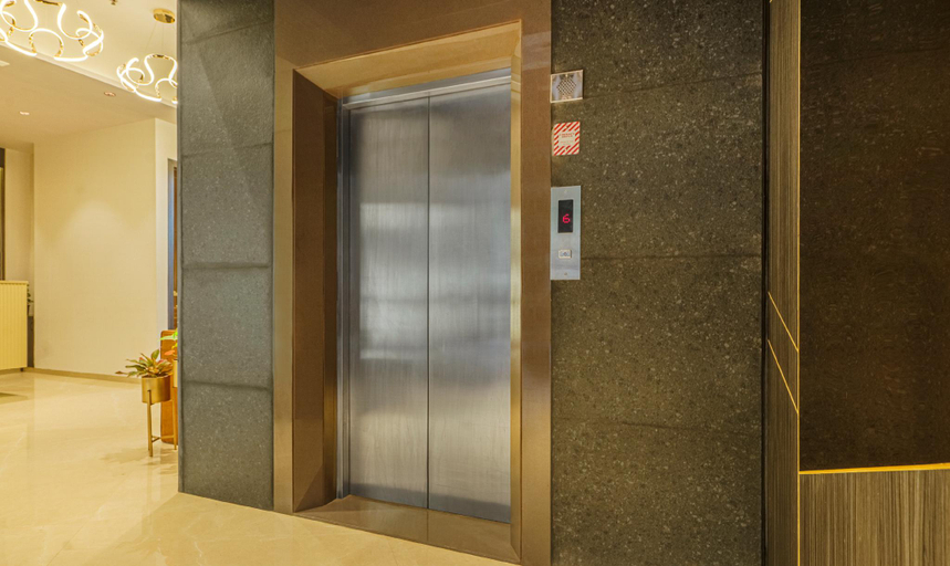 Public Area 3, Treebo Premium Savera Inn, Mumbai Suburban