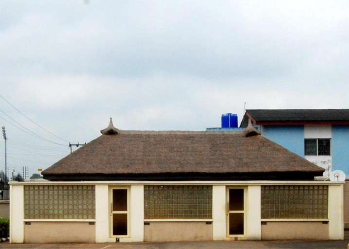 Exterior & Views 1, Grand Inn & Suites, IjebuOde