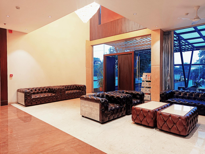Public Area, Hotel Ruturaj Regency, Dhule