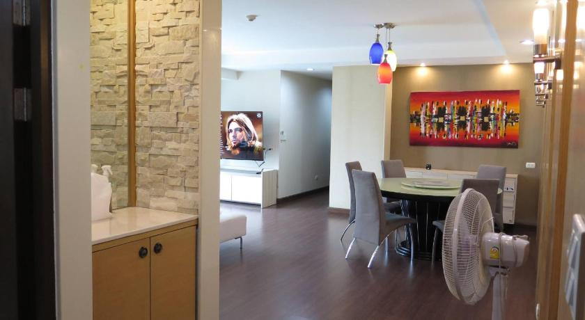 4B-Lovely 2 Bedrooms Bangkok Downtownbtsmrtboat, Wattana