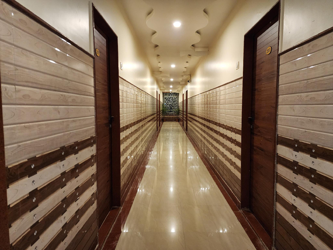 Others 5, Hotel Sai Mrinalini, Ahmadnagar