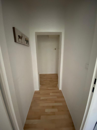 Others, Komplette gemütliche Wohnung mit Küche, Frankfurt am Main