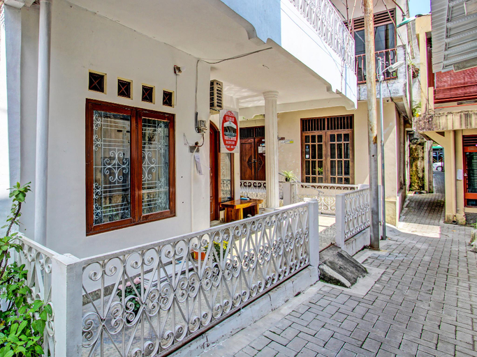 Exterior & Views 1, SUPER OYO Flagship 101 Apple Platinum, Yogyakarta
