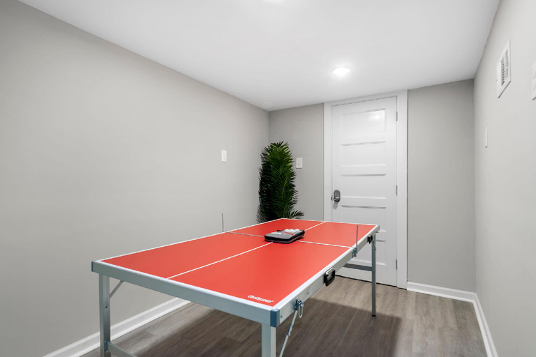 Others 5, Gorgeous EST/Mercedes Stdm 10-min/Patio/Slps 10, Atlanta
