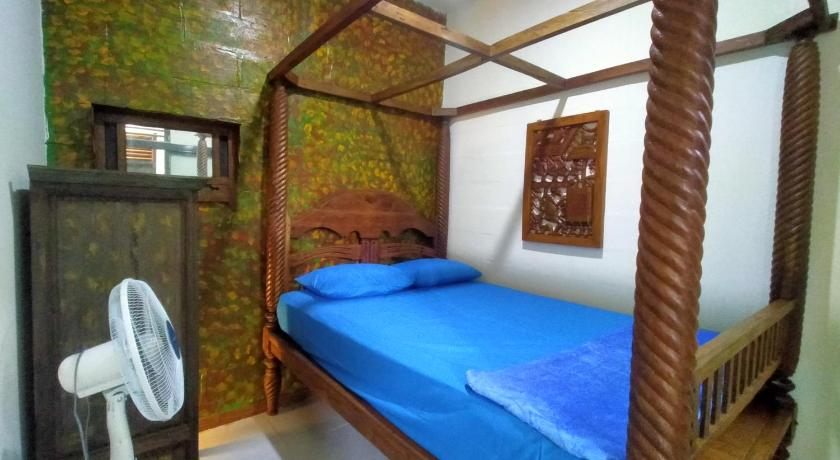 8 Up House, Malang