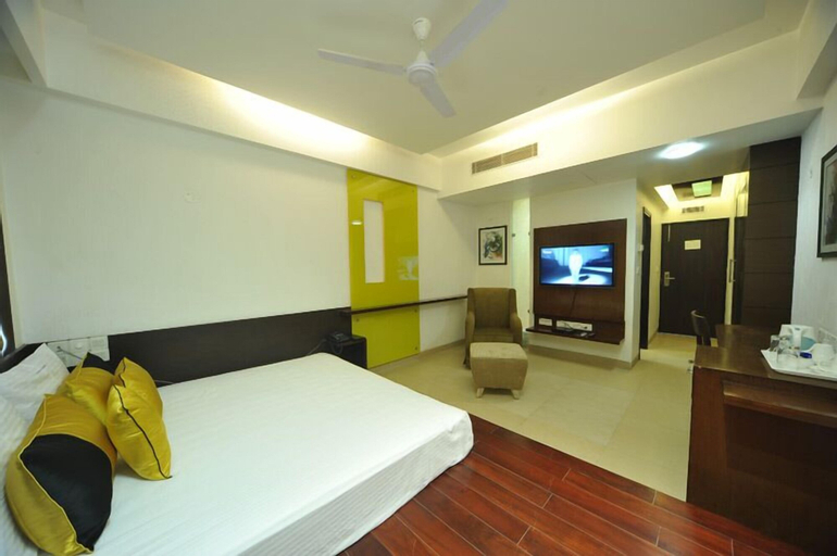 Bedroom 12