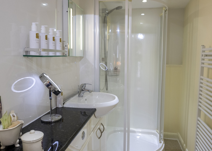 Bathroom 4, Sunnyside B and B, Cumbria