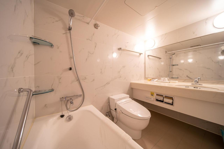 Bathroom 4, NISHIYAMA RYOKAN - Established in 1953, Kyoto
