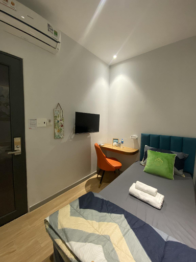 Bedroom 2, New⭐️L12*Private room, District 1, Cozy, Elevator, District 1