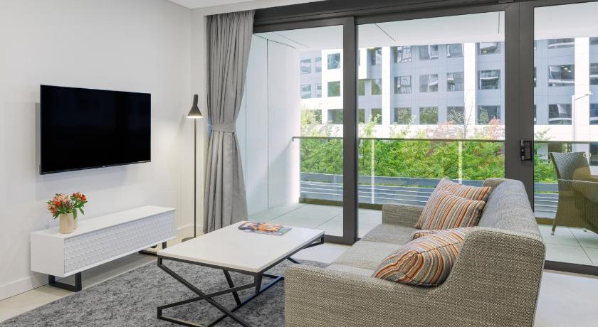 Others 4, Meriton Suites Allara Street Canberra, Canberra