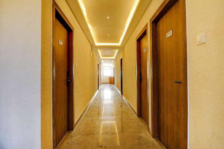 Public Area 2, FabHotel Rotano Grand Marathahalli, Bangalore