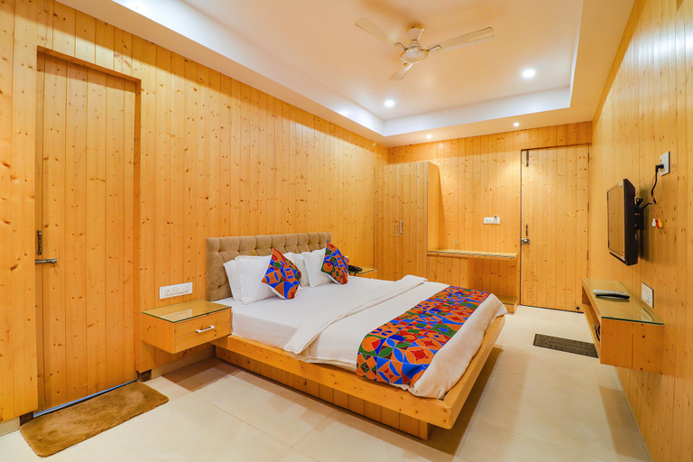 Bedroom 3, FabHotel Grand Arya, Patna