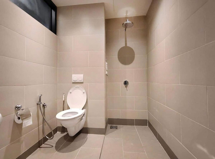 Bathroom, Royal Suite~Tamarind 2Q Bed, Sepang