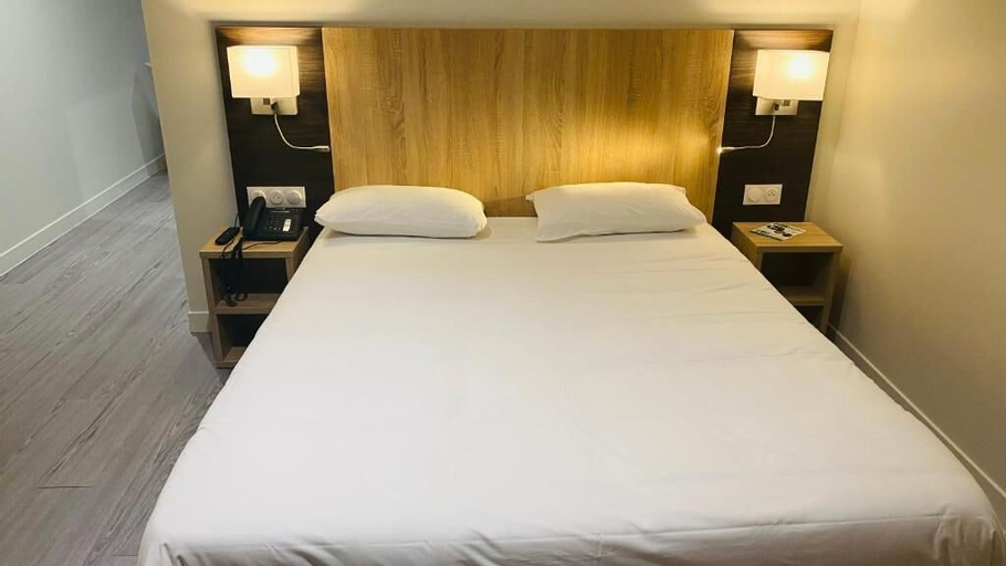Bedroom 15