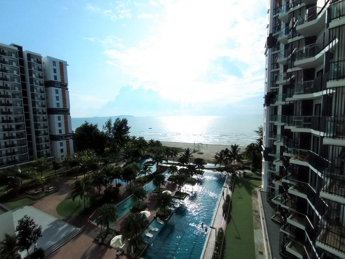 Superb Sea+Pool View-Netflix-Spacious 2BR Timurbay, Kuantan