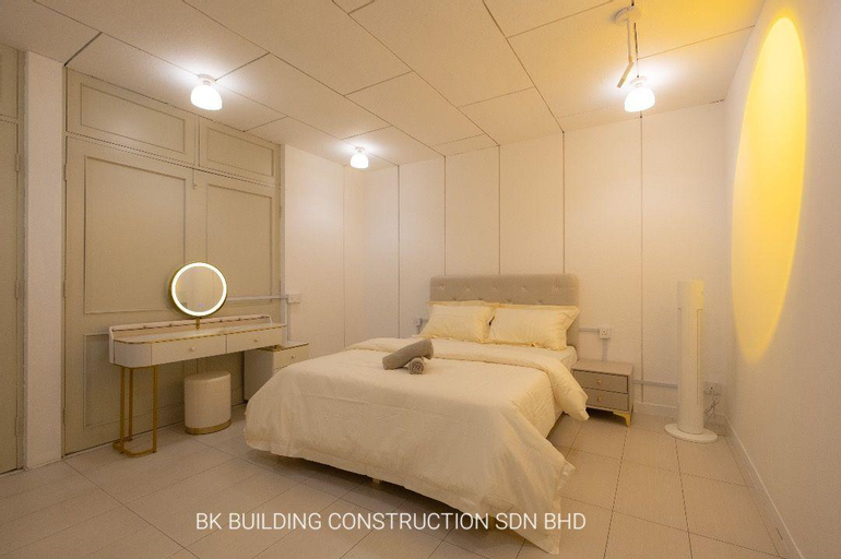White House Semi D 6Room 12Pax, Seberang Perai Utara