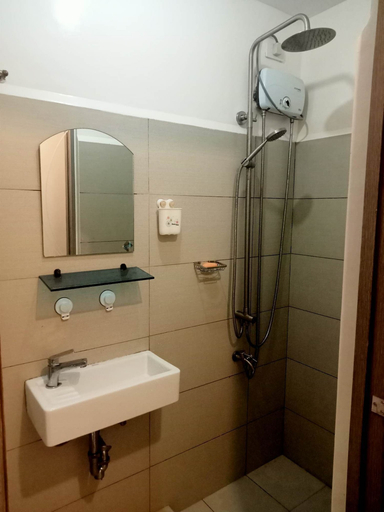 Bathroom, Green Residences Taft, Manila City