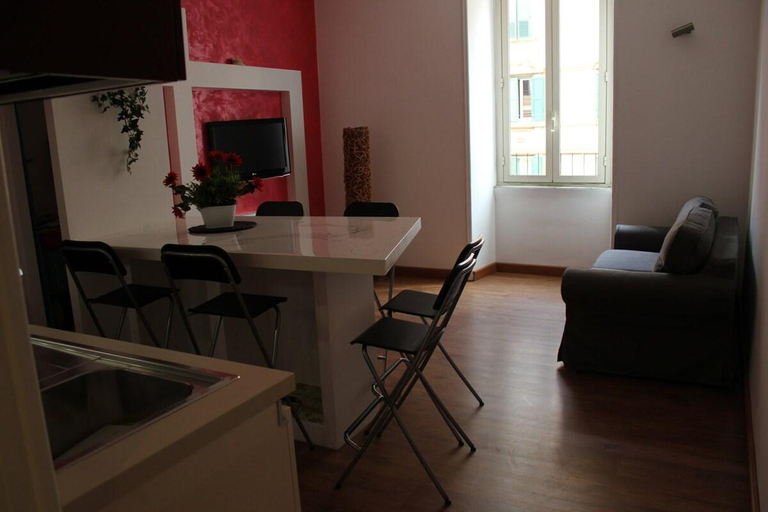 Others 4, Home Candia, Rome