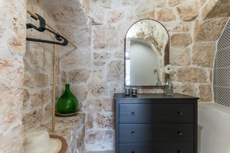 Bathroom 4, Trullo La Dolina by Wonderful Italy, Brindisi